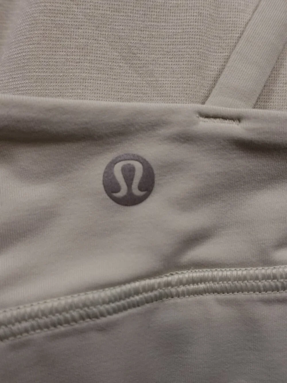 Lululemon Energy High Neck Bra Women's 6 Light Sage Cross Back Peloton